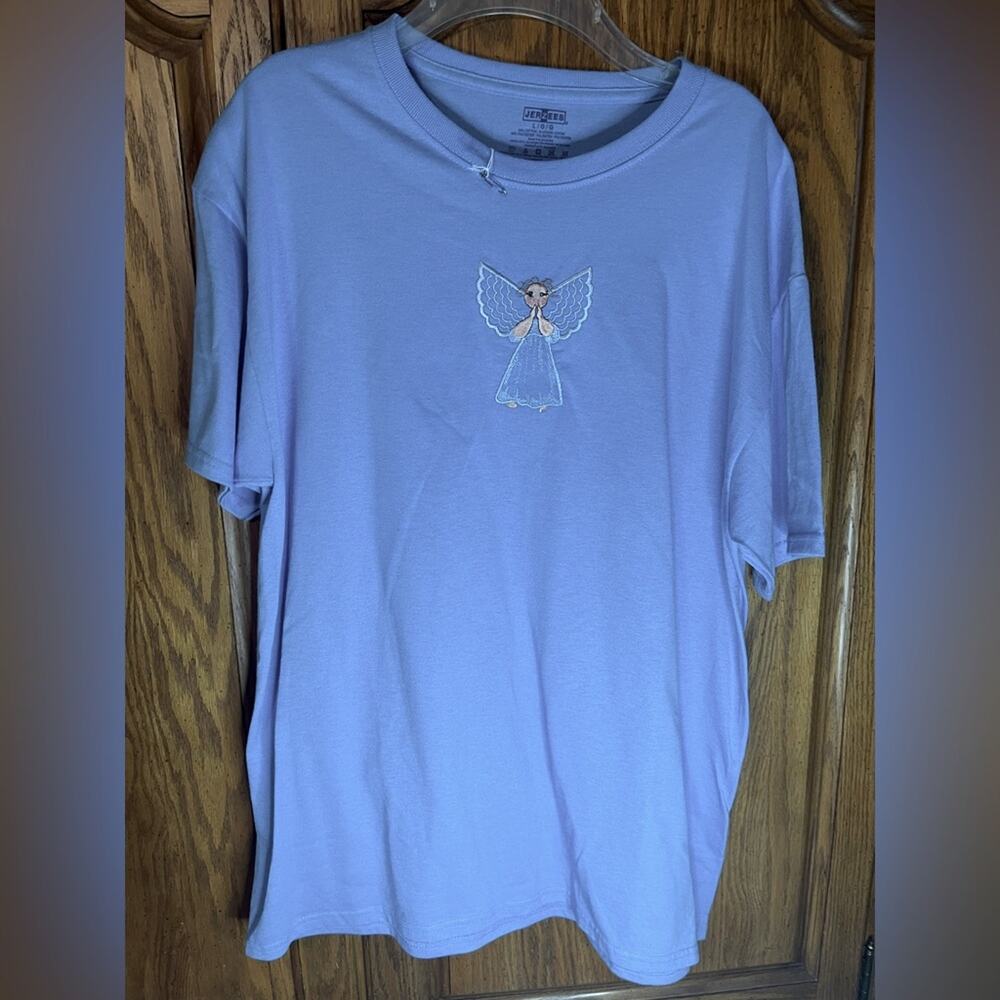 Light blue T-shirt with embroidered angel in L